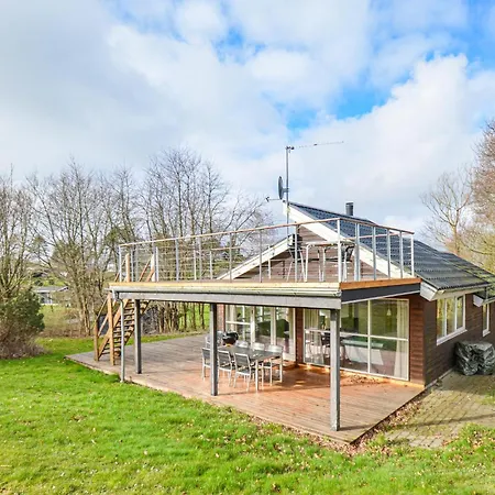 Holiday home 3 Bedroom Pet Friendly In Ebeltoft